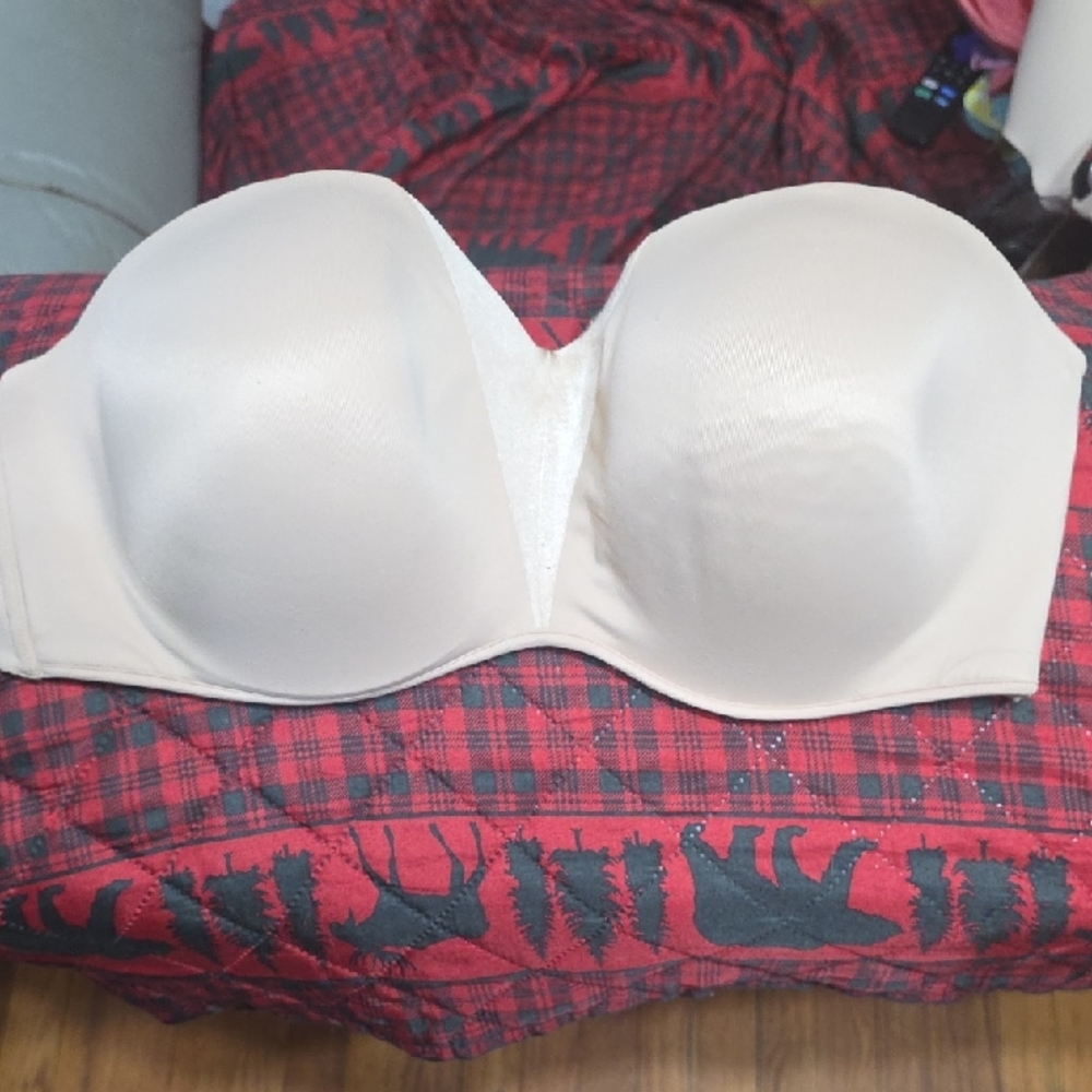 Soma Stunning Starlet STRAPLESS Bra Women's Tan‎ Underwire Padded Sz 40DDD EUC